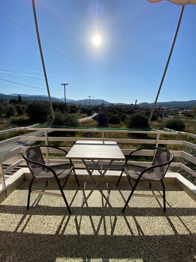 Mpanos Sea Apartment 2 Loutra Oraias Elenis Buitenkant foto